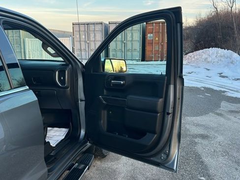 Used 2022 Chevrolet Silverado 1500 LTZ image 43