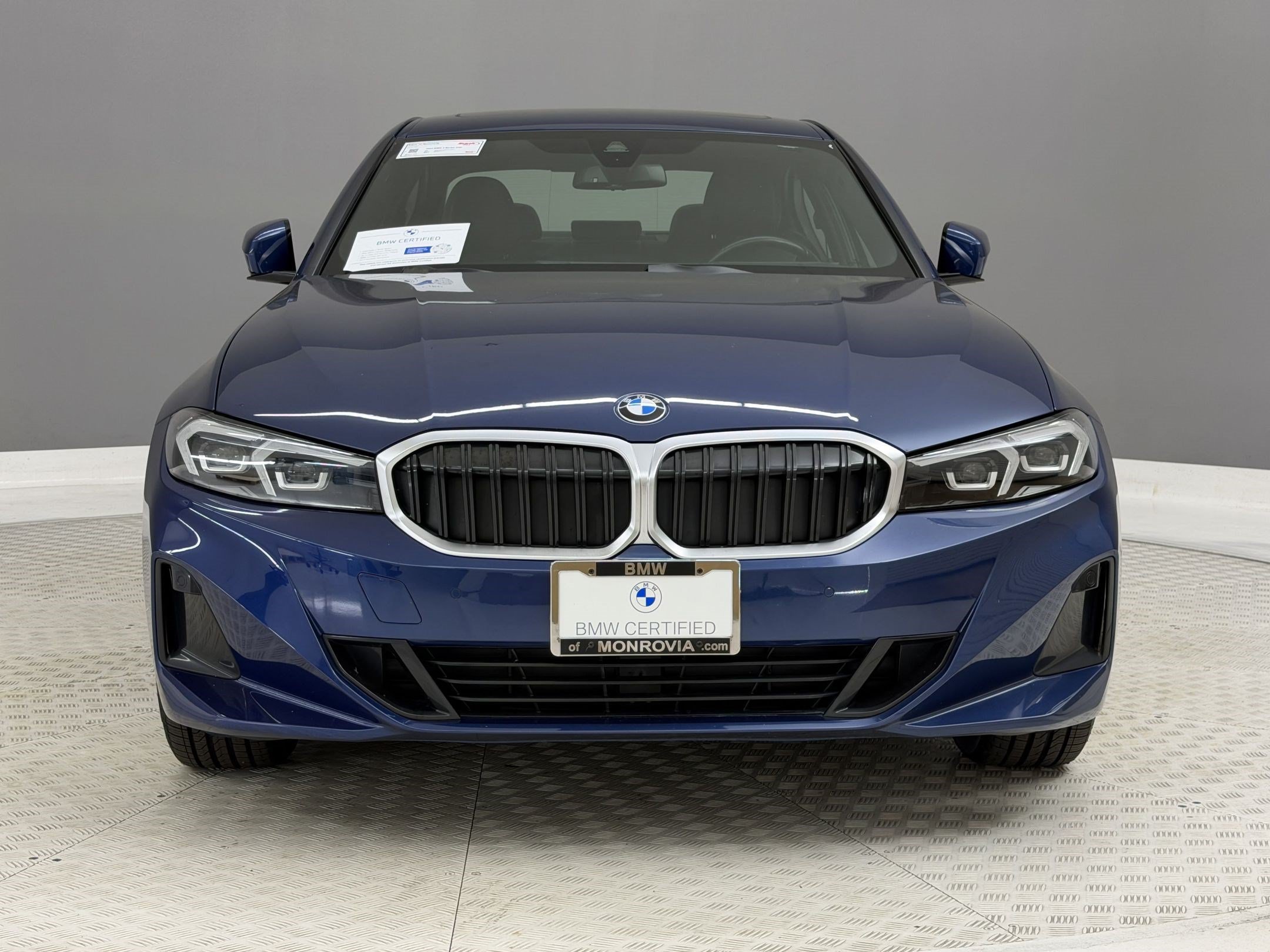 Certified 2024 BMW 330i Sedan w/ Convenience Package RWD image 6