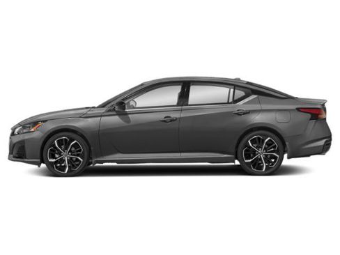 Used 2024 Nissan Altima 2.5 SR FWD image 3