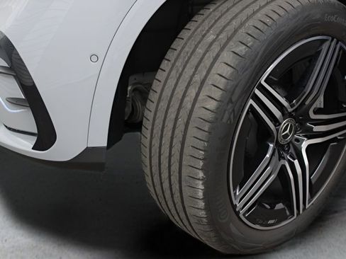 Used 2026 Mercedes-Benz GLC 300 image 43