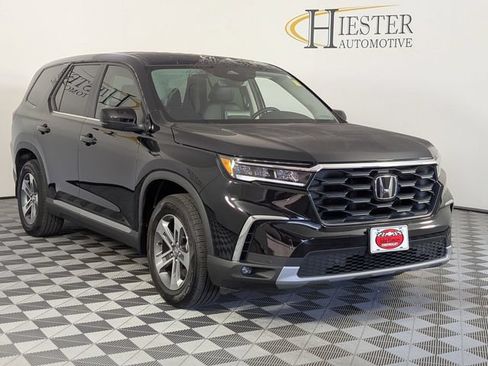 Used 2025 Honda Pilot EX-L image 2