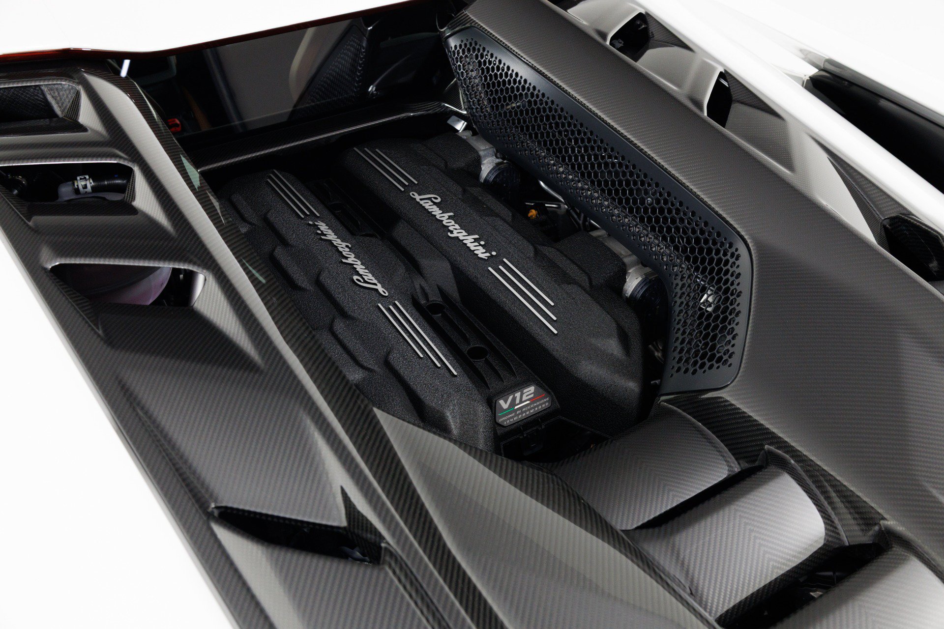 Used 2024 Lamborghini Revuelto AWD/4WD image 79