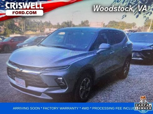 Used 2025 Chevrolet Blazer LT AWD/4WD image 1