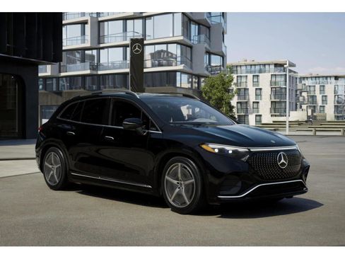 New 2026 Mercedes-Benz EQS 400 4MATIC SUV image 11