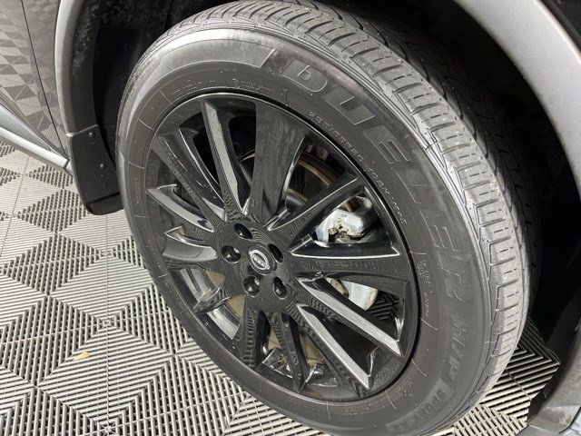Used 2023 Nissan Murano SV w/ SV Midnight Edition Package FWD image 12