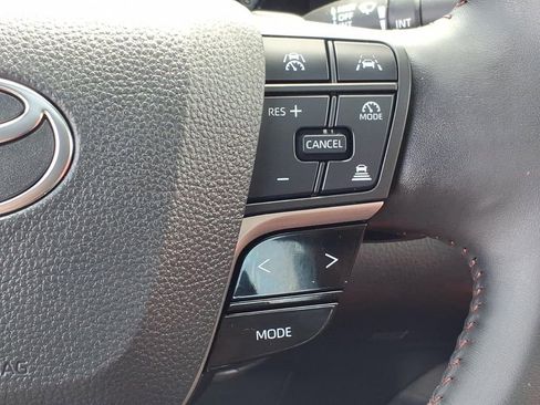 Used 2025 Toyota Camry XSE AWD/4WD image 11