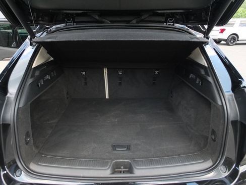 Used 2023 Buick Envision Avenir image 16