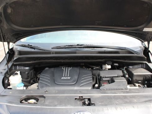 Used 2016 Kia Sedona SX FWD image 31