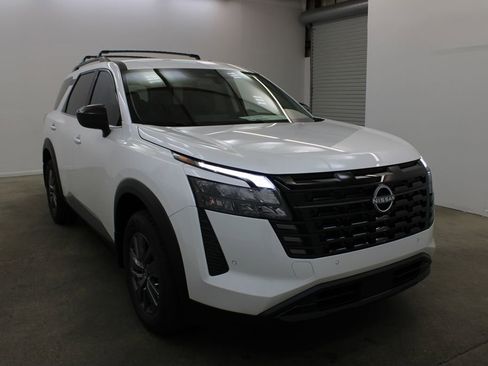 New 2026 Nissan Pathfinder SV FWD image 6