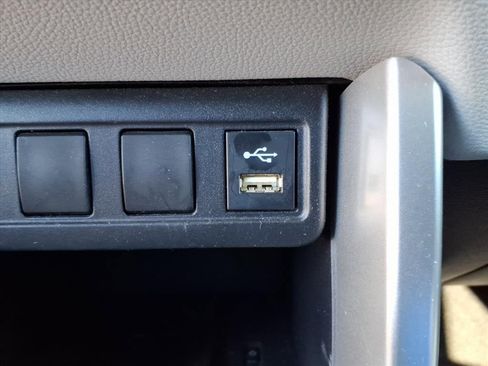 Certified 2022 Toyota Corolla Cross LE image 13