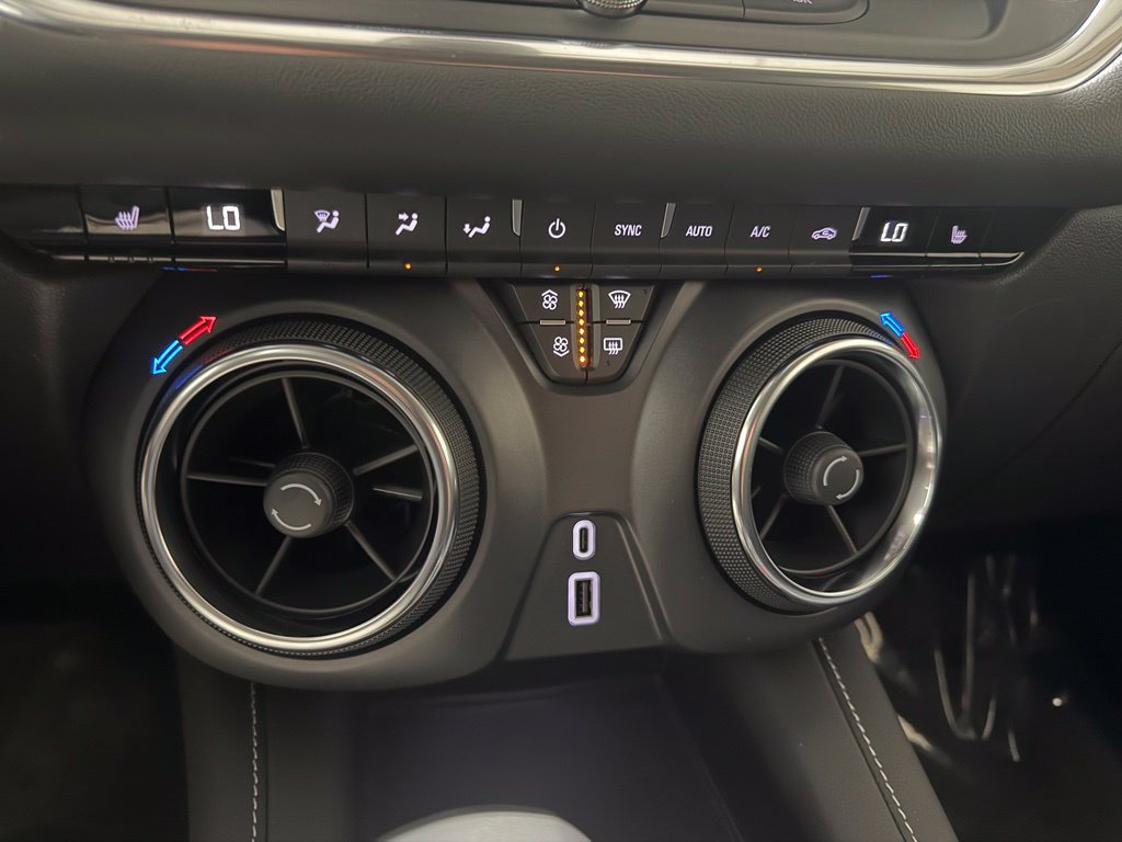 New 2026 Chevrolet Blazer LT w/ LPO, Floor Liner Package FWD image 21