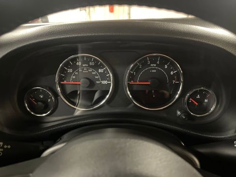 Used 2014 Jeep Wrangler Unlimited Sahara w/ Trailer Tow Group image 16