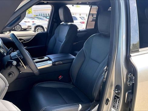 Used 2023 Lexus LX 600 F Sport AWD/4WD image 17