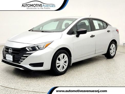 Used 2024 Nissan Versa S w/ Trunk Package FWD image 1