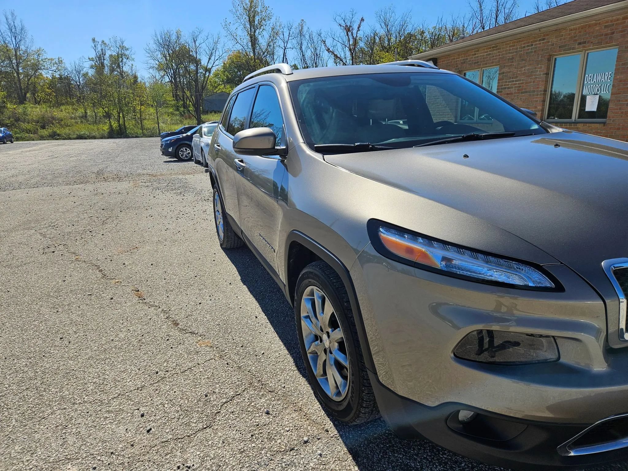 Used 2018 Jeep Cherokee Limited FWD image 5