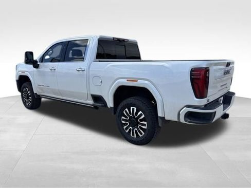 Certified 2024 GMC Sierra 3500 Denali Ultimate AWD/4WD image 3