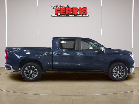 Used 2023 Chevrolet Silverado 1500 LT image 4