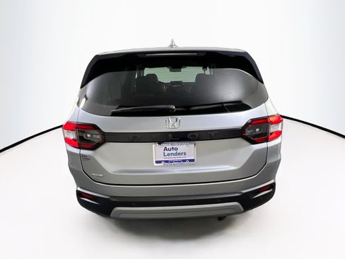 Used 2023 Honda Pilot EX-L image 6