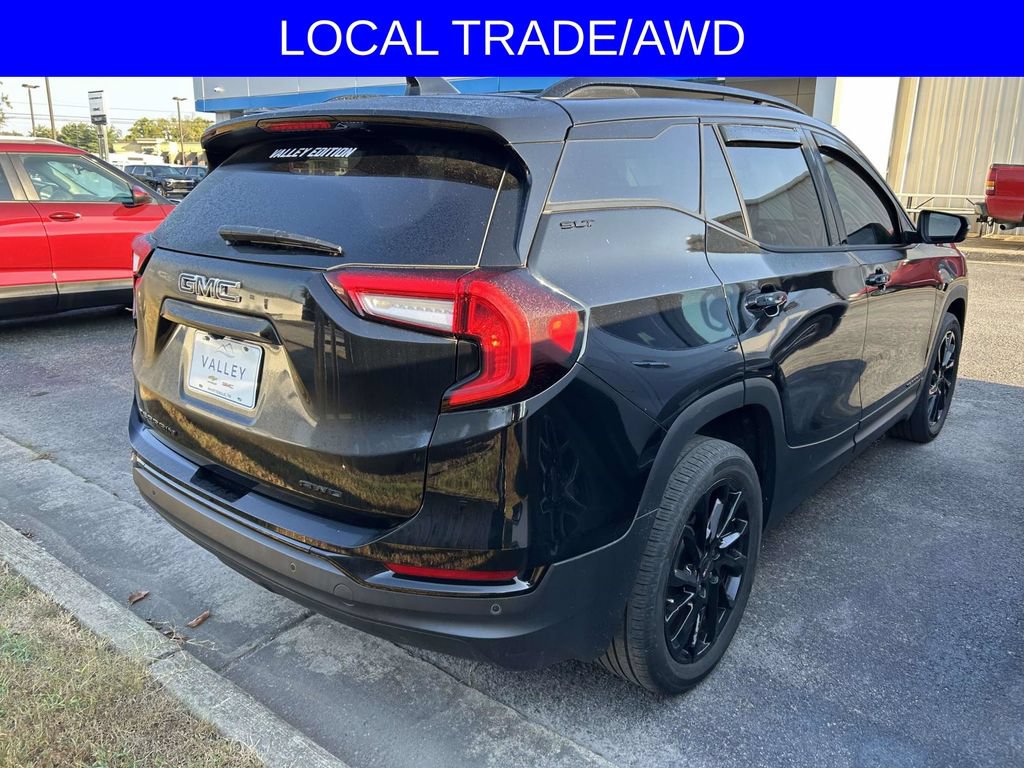 Used 2024 GMC Terrain SLT w/ Tech Package AWD/4WD image 2