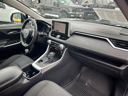 Used 2023 Toyota RAV4 XLE image 23