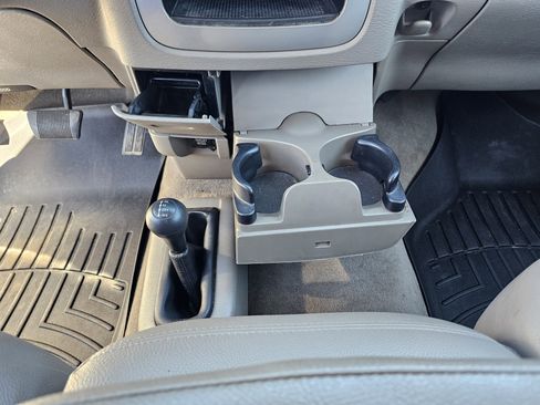 Used 2005 Dodge Ram 3500 Truck SLT image 23