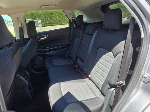 Used 2022 Ford Edge SE AWD/4WD image 11