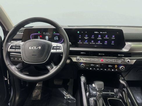 Used 2025 Kia Telluride S FWD image 33