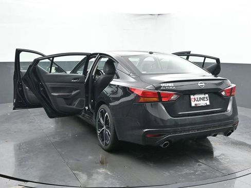 Used 2024 Nissan Altima 2.5 SR image 54