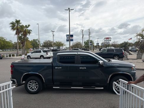 Used 2020 Chevrolet Silverado 1500 LT w/ All-Star Edition image 4