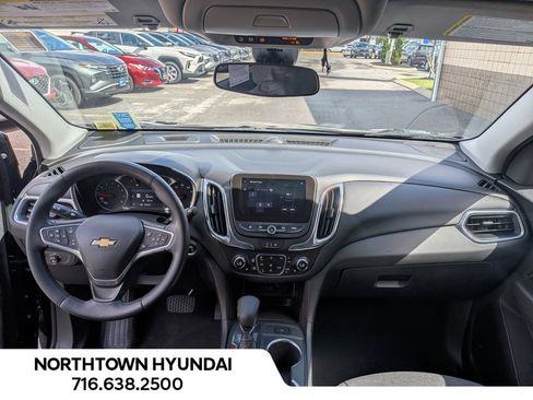 Used 2022 Chevrolet Equinox LT AWD/4WD image 8