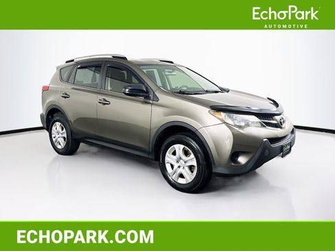 Used 2014 Toyota RAV4 LE FWD image 1