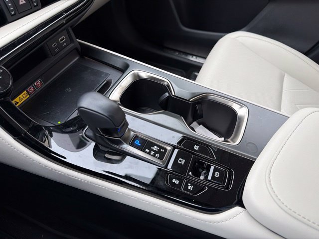 Used 2025 Lexus NX 350h AWD w/ Accessory Package (2T) image 29