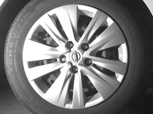 Used 2025 Nissan Sentra S image 15