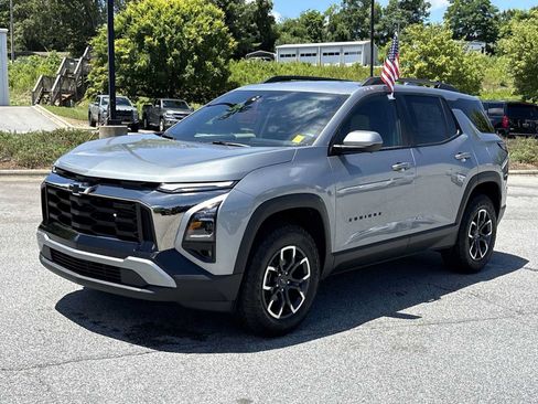 New 2026 Chevrolet Equinox ACTIV w/ Safety and Technology Package FWD image 2