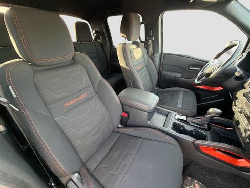 Used 2022 Nissan Frontier PRO-4X w/ Technology Package image 14