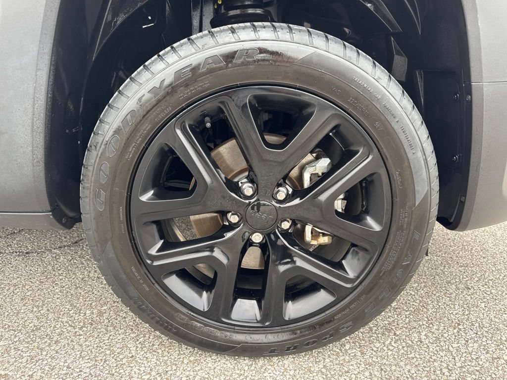 Used 2023 Jeep Renegade Altitude AWD/4WD image 53