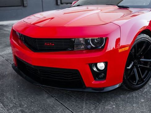 Used 2010 Chevrolet Camaro SS w/ RS Package image 19