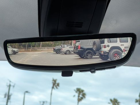 Certified 2021 GMC Yukon Denali w/ Denali Premium Package image 32