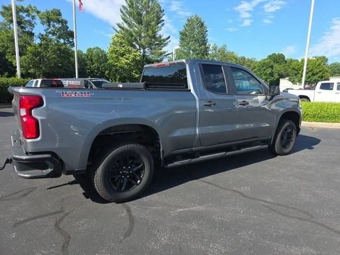 Used 2019 Chevrolet Silverado 1500 Custom Trail Boss w/ Custom Convenience Package AWD/4WD image 8