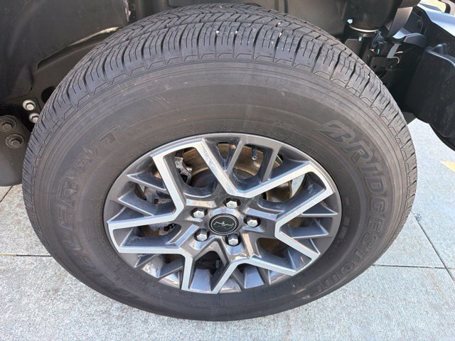 Used 2026 Jeep Wrangler Unlimited Sahara AWD/4WD image 8