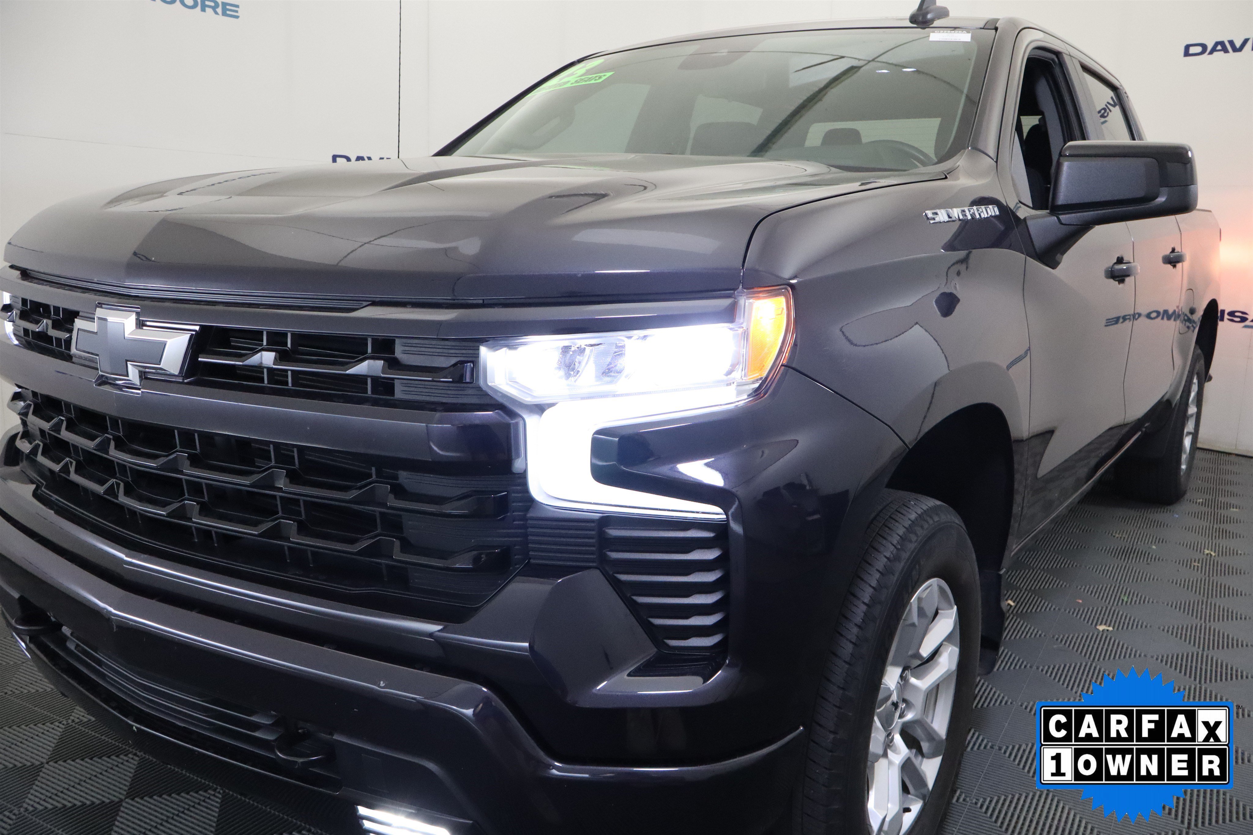 Used 2023 Chevrolet Silverado 1500 RST AWD/4WD image 12