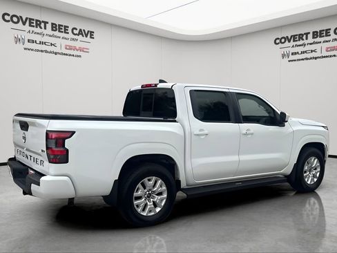 Used 2022 Nissan Frontier SV image 10