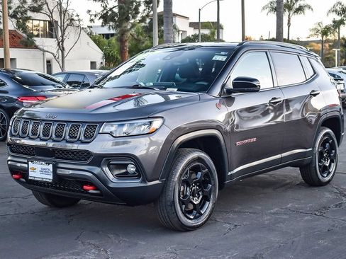 Used 2023 Jeep Compass Trailhawk AWD/4WD image 3