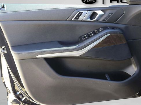 Used 2021 BMW X5 xDrive40i w/ Convenience Package image 14