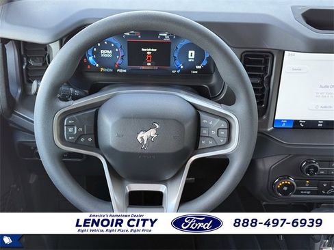 New 2025 Ford Bronco Base image 14