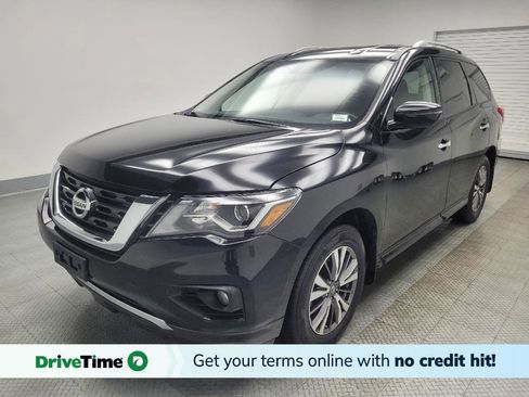 Used 2019 Nissan Pathfinder S image 1
