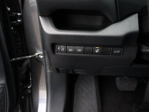 Used 2024 Toyota RAV4 XLE Premium image 33