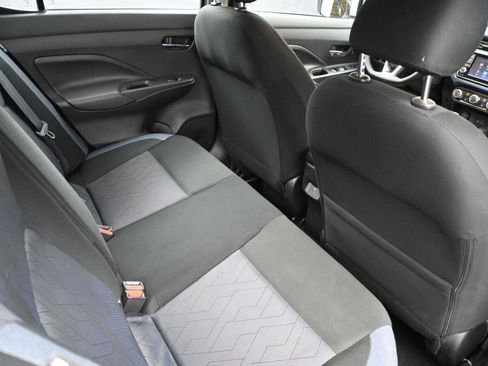 Used 2025 Nissan Versa SV image 14