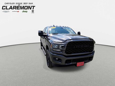 Used 2023 RAM 3500 Big Horn w/ Level 2 Equipment Group AWD/4WD image 2