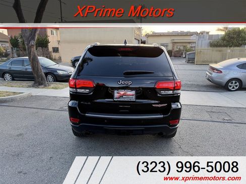 Used 2017 Jeep Grand Cherokee Trailhawk AWD/4WD image 6